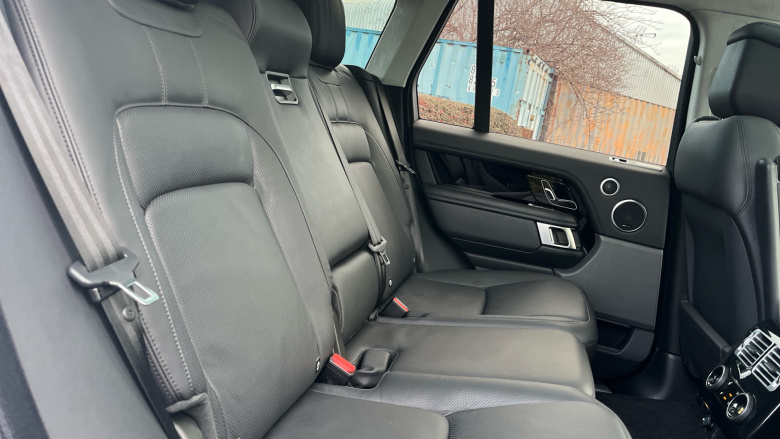 Land Rover Range Rover 3.0 D300 Westminster Black 4dr Auto Diesel Estate